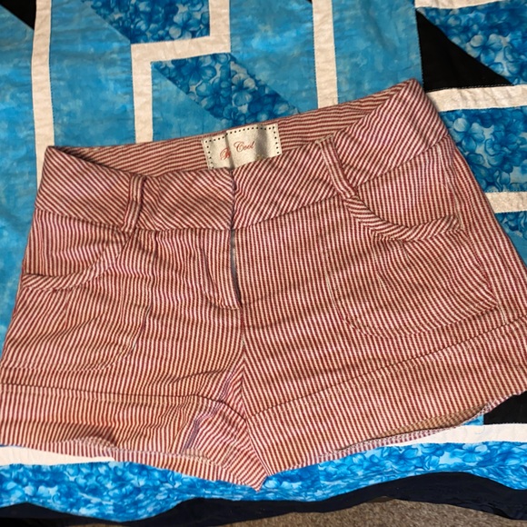 Be good striped shorts. Size 3. Red and white stripes, form fitting - Picture 1 of 1